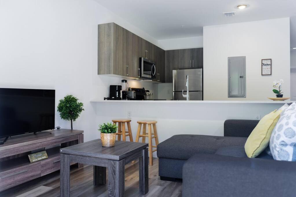 Awesome Townhouse 15 Minutes From The Beach Miami Kültér fotó