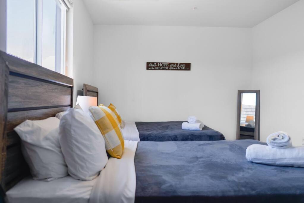 Awesome Townhouse 15 Minutes From The Beach Miami Kültér fotó