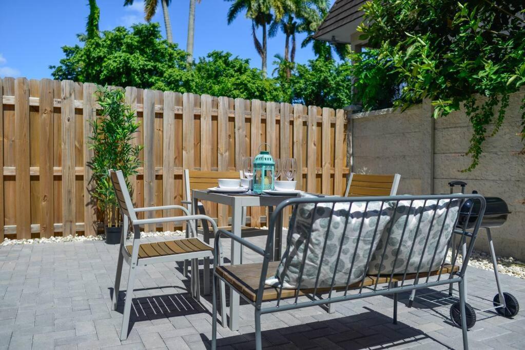 Awesome Townhouse 15 Minutes From The Beach Miami Kültér fotó