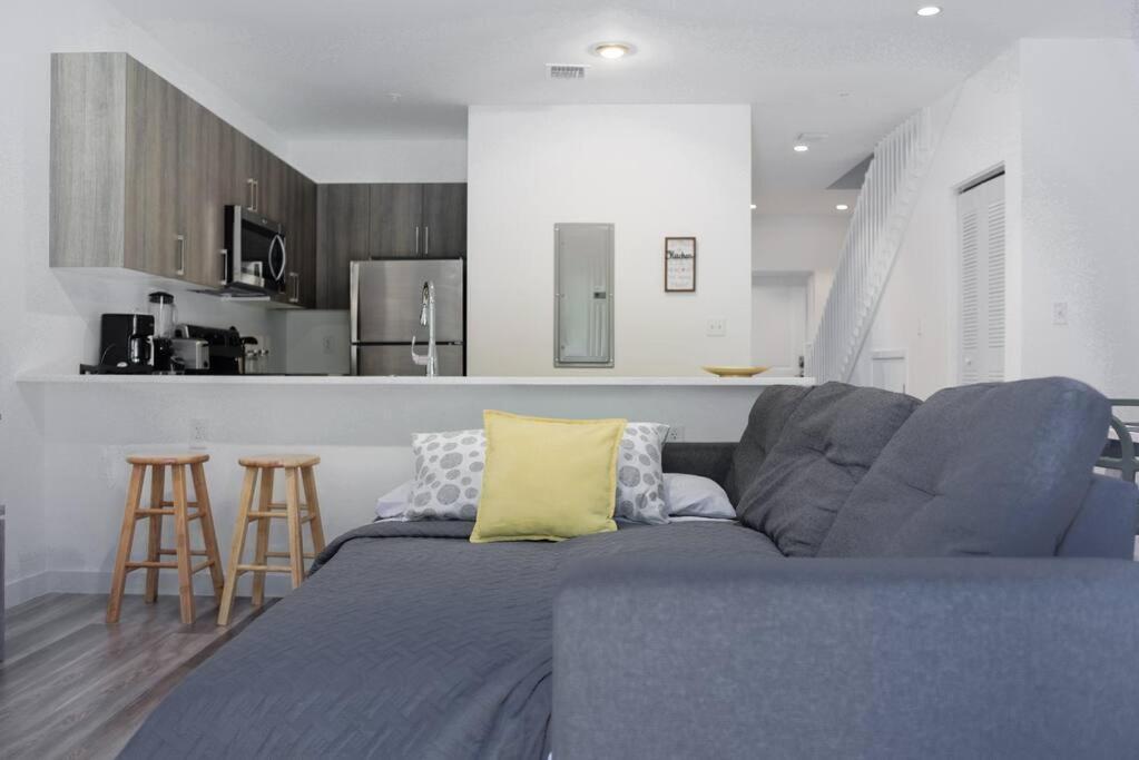 Awesome Townhouse 15 Minutes From The Beach Miami Kültér fotó